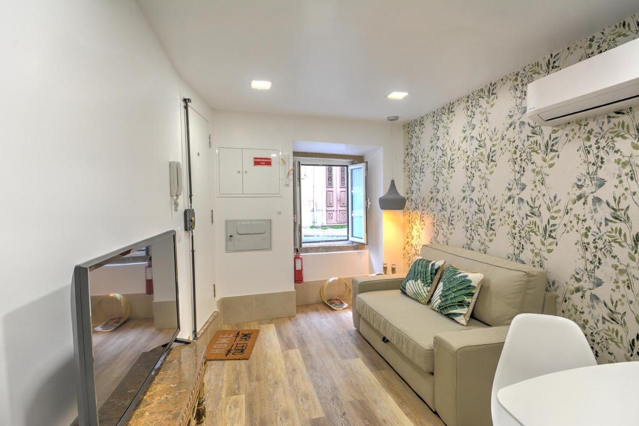 Traditional With A Terrace, Ac And Fast Internet Lissabon